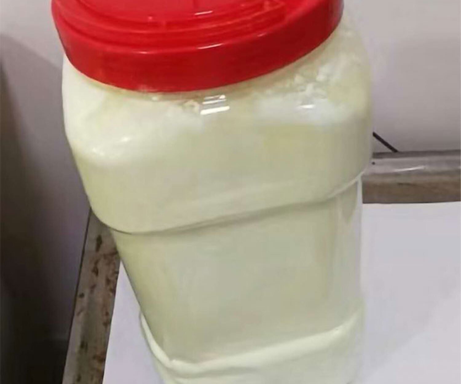 fluorescent whitening agent appearance